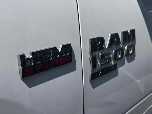 Ram 1500 Classic 2019 4x2 Tradesman 2dr Regular Cab 8 ft. LB Pickup