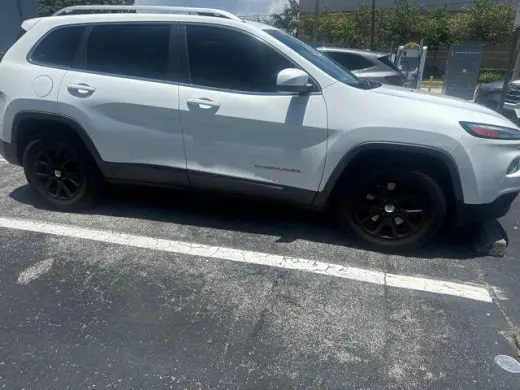Jeep Cherokee 2015 Latitude 4dr SUV