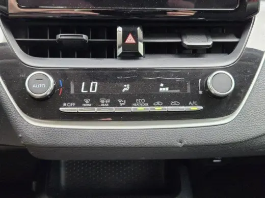 Toyota Corolla Hybrid 2024 SE 4dr Sedan