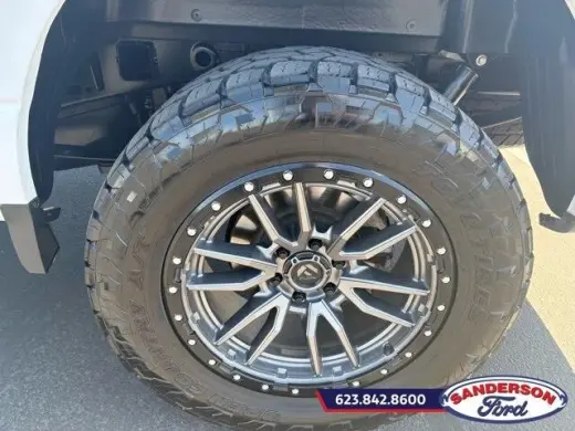 Ford F-150 2021 4x4 Platinum 4dr SuperCrew 5.5 ft. SB