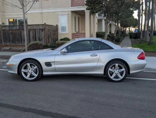 2005 Mercedes-Benz SL500