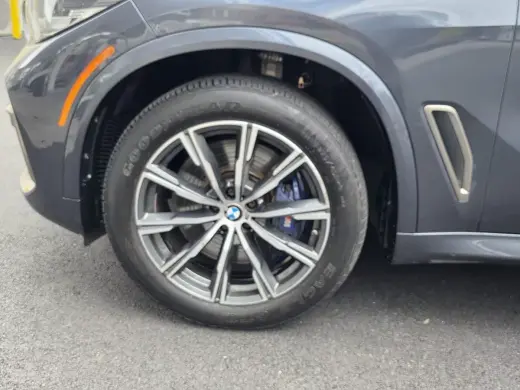 2020 BMW X5 M50i