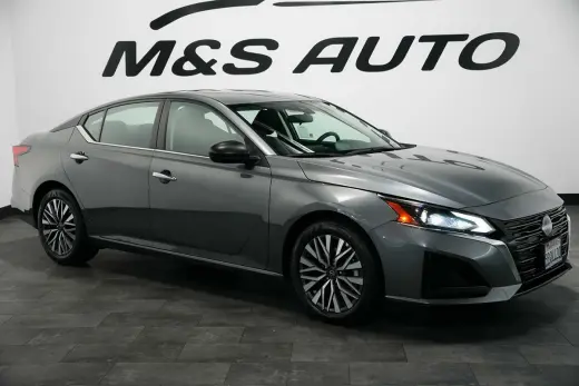 2025 Nissan Altima