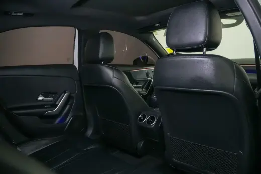 2022 Mercedes-Benz A 220