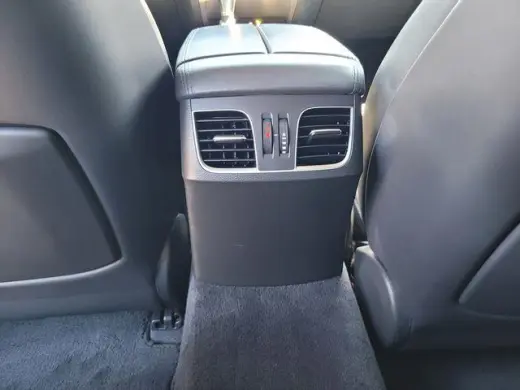 Genesis G80 2017 3.8 4dr Sedan