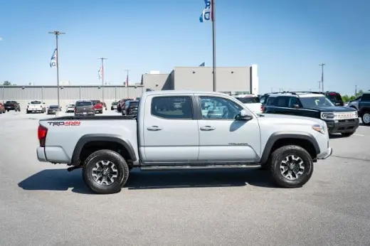 Toyota Tacoma 2019 4x4 TRD Pro 4dr Double Cab 5.0 ft SB 6M