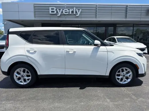 Kia Soul 2023 S 4dr Crossover