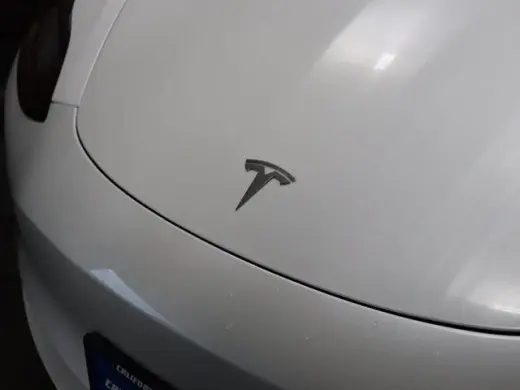 Tesla Model 3 2023 4dr Sedan