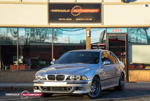 2000 BMW M5