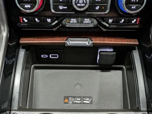 2024 GMC Yukon Denali Ultimate
