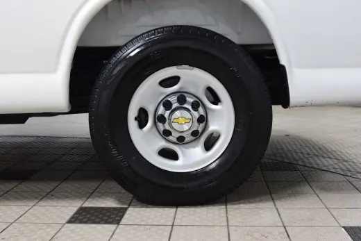 2025 Chevrolet Express Passenger