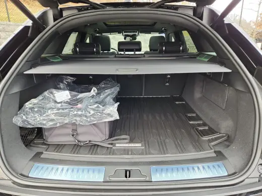 2026 Land Rover Range Rover Velar