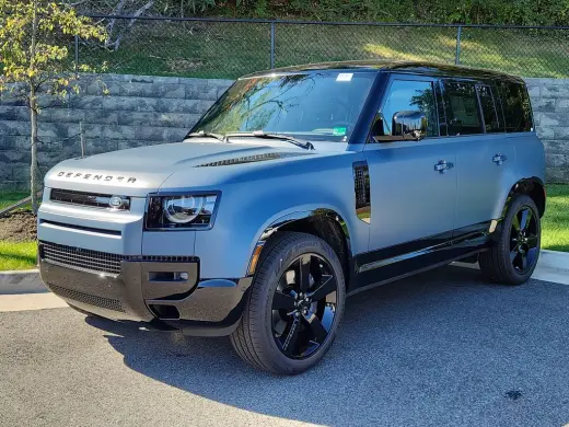 2026 Land Rover Defender 110