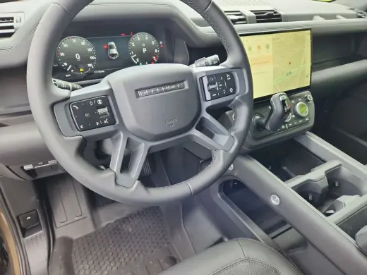 2026 Land Rover Defender 110