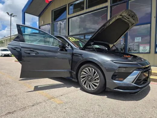 2025 Hyundai Sonata Hybrid