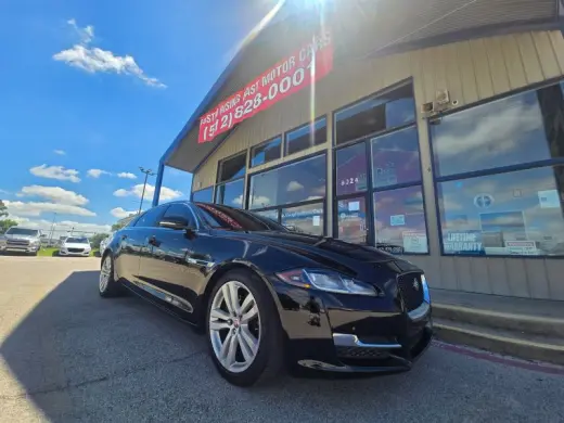 2016 Jaguar XJ