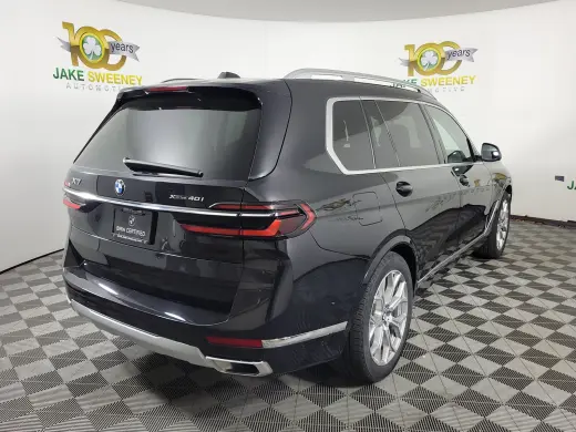 2026 BMW X7