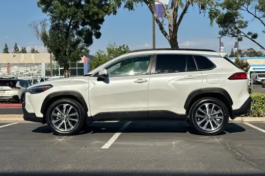 Toyota Corolla Cross 2023 XLE 4dr Crossover