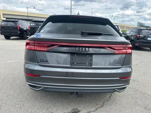 Audi Q8 2021 AWD quattro Premium Plus 55 TFSI 4dr SUV