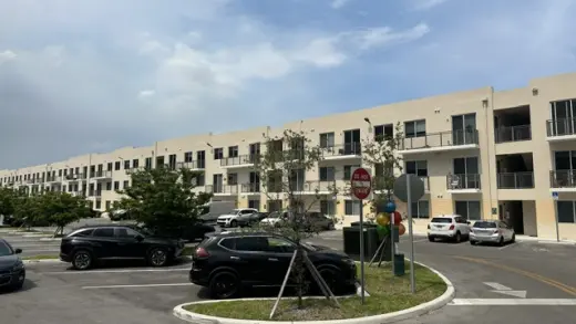Propiedad en alquiler con 2 habitaciones y 2 baños en Miami