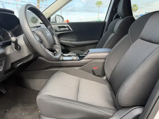 2025 Mitsubishi Outlander