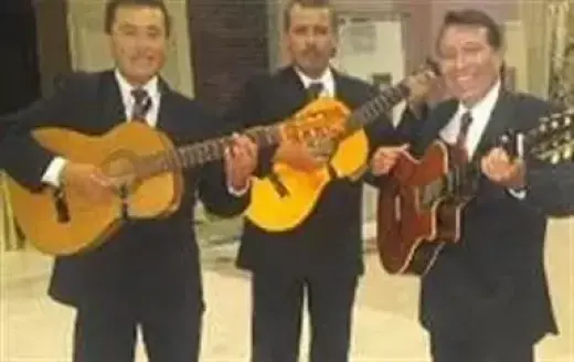 Trío en México