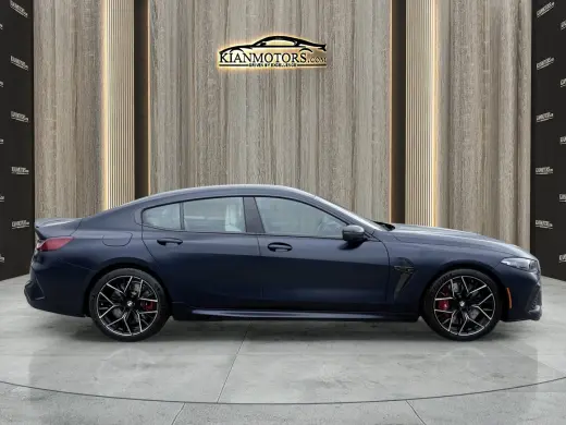 2024 BMW M8