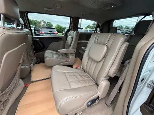 2014 Chrysler Town & Country