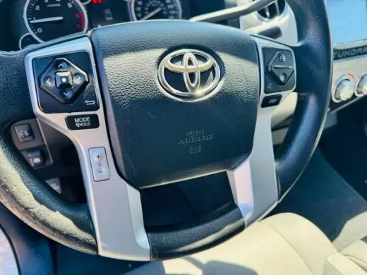 2014 Toyota Tundra SR5 4-Door Truck
