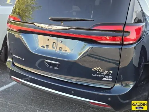 Chrysler Pacifica 2023 AWD Limited 4dr Mini-Van