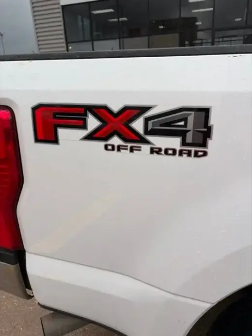 Ford F-250 Super Duty 2020 4x4 King Ranch 4dr Crew Cab 8 ft. LB Pickup