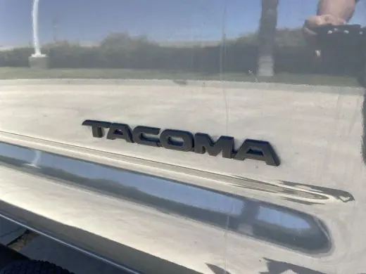 Toyota Tacoma 2015 4x2 PreRunner V6 4dr Double Cab 6.1 ft SB 5A