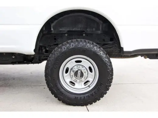 Ford F-250 Super Duty 2023 4x4 XL 2dr Regular Cab 8 ft. LB Pickup