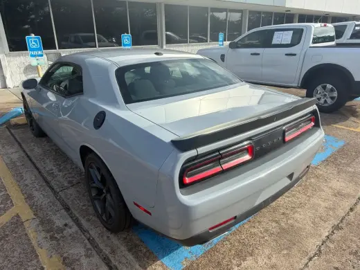 Dodge Challenger 2022 SXT 2dr Coupe