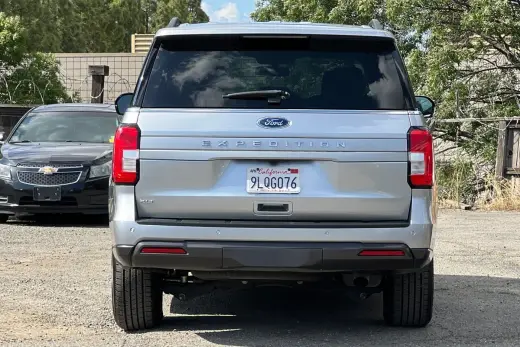 Ford Expedition 2024 4x4 XLT 4dr SUV