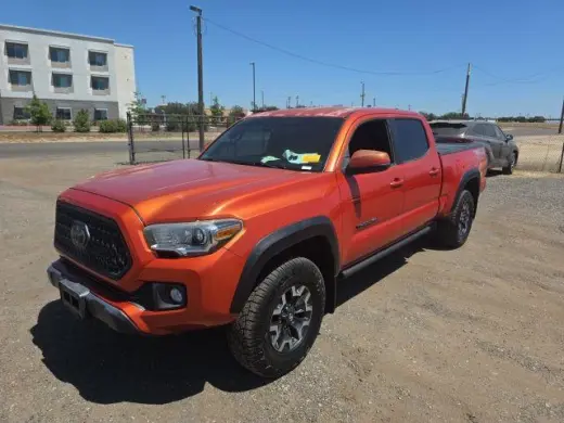 Toyota Tacoma 2018 4x4 TRD Off-Road 4dr Double Cab 6.1 ft LB