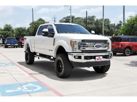Ford F-250 Super Duty 2017 4x4 King Ranch 4dr Crew Cab 6.8 ft. SB Pickup