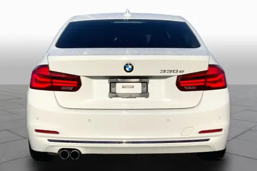 BMW 3 Series 2018 330e iPerformance 4dr Sedan