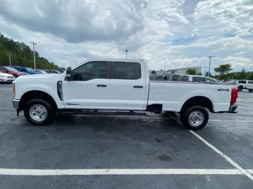 Ford F-250 Super Duty 2023 4x4 King Ranch 4dr Crew Cab 6.8 ft. SB Pickup