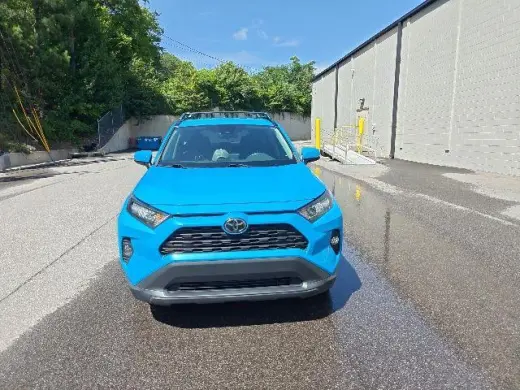 Toyota RAV4 2021 LE 4dr SUV