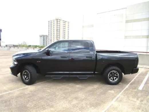 2015 RAM 1500 CREW CAB