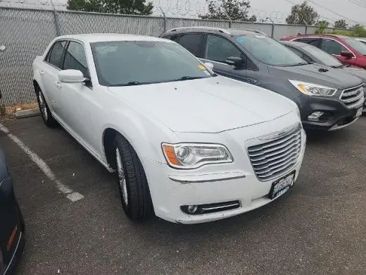 Chrysler 300 2013 AWD Base 4dr Sedan