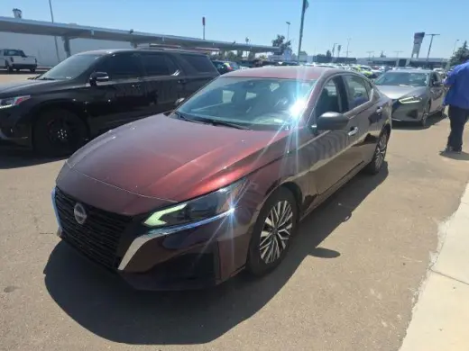 Nissan Altima 2025 2.5 SV 4dr Sedan