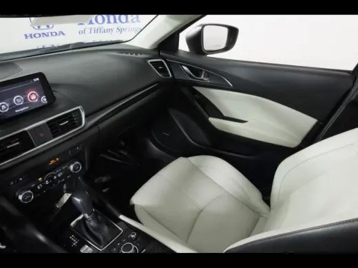 Mazda Mazda3 2017 Grand Touring 4dr Sedan 6A