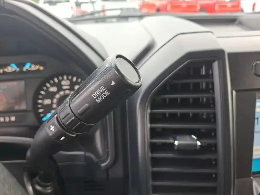 Ford F-150 2019 4x4 XL 4dr SuperCrew 5.5 ft. SB