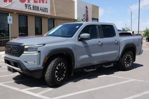 2022 Nissan Frontier Crew Cab