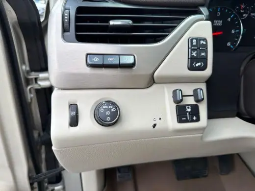 GMC Yukon 2017 4x2 Denali 4dr SUV
