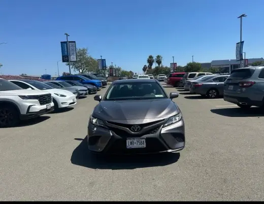 Toyota Camry 2018 SE 4dr Sedan
