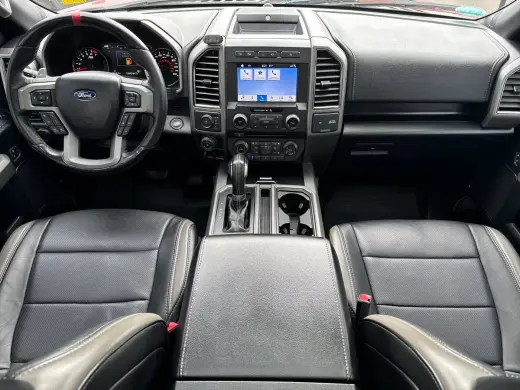 Ford F-150 2018 4x4 Raptor 4dr SuperCrew 5.5 ft. SB