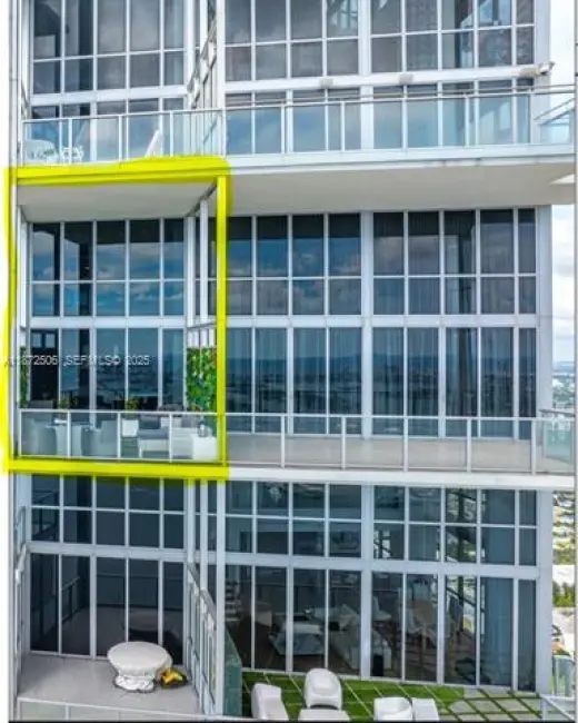 Propiedad en alquiler con 2 habitaciones y 2 baños en Miami